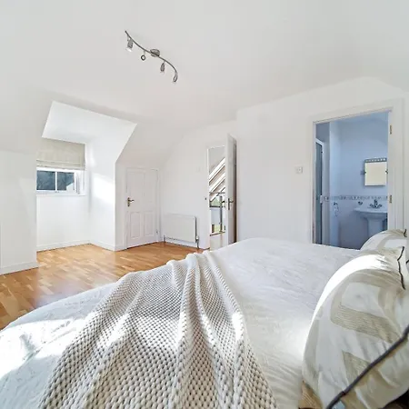 29 Fintra Bay With Direct Access To The *