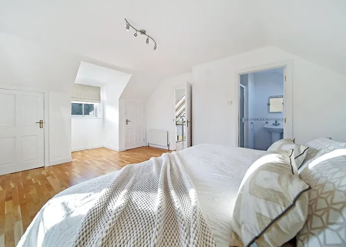 29 Fintra Bay With Direct Access To The *