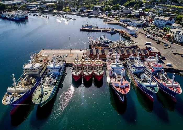 29 Fintra Bay With Direct Access To The * Killybegs